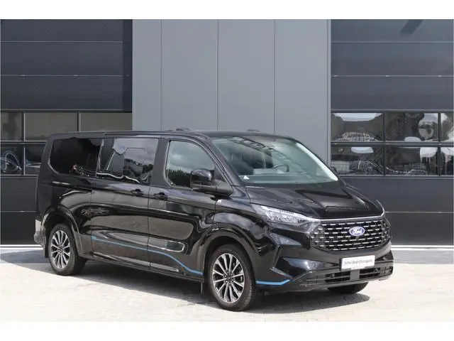 Ford Tourneo