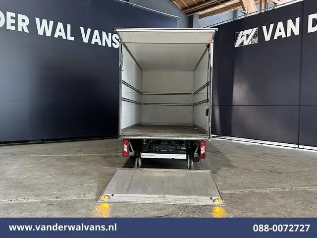 Ford Transit 2.0 TDCI 130pk Bakwagen Laadklep Euro6 Airco | Cruisecontrol | Verwarmde voorruit Bijri...