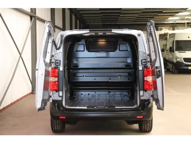 Fiat Scudo 1.5 MULTIJET 120PK NIEUW Fiat Scudo 1.5 MULTIJET 120 COMPACT BUSINESS