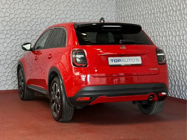 Fiat 600 1.2 LA PRIMA  STOELVERW. ELEK.KLEP  LEER MASSAGE CAMERA CARPLAY ADAP.CRUISE ELEK.STOEL 18''...