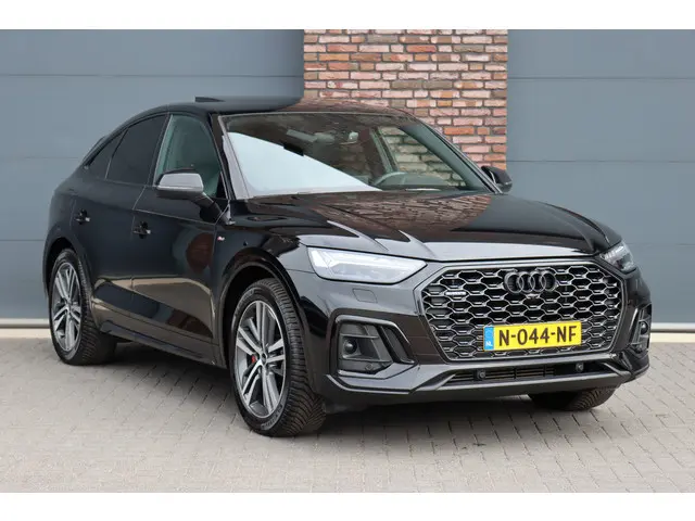 Audi Q5 Sportback 55 TFSI e S Quattro S Line | Luchtvering | Panoramadak | ACC | Bang & Olufsen | Ca...