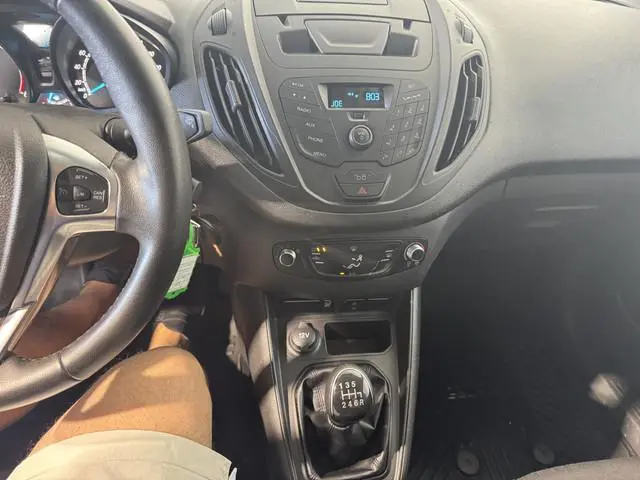 Ford Transit Courier