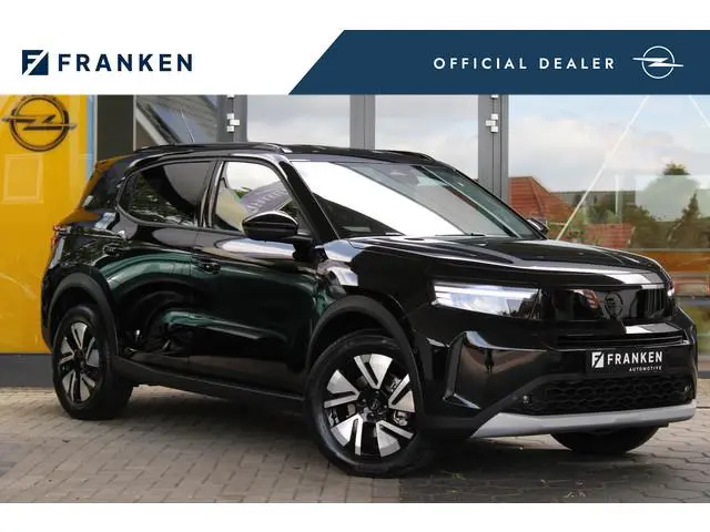 Opel Frontera 1.2 Turbo Hybrid Ultimate 5p. | Keyless Entry & Start | Winterpack | BLIS | Achteruitr...