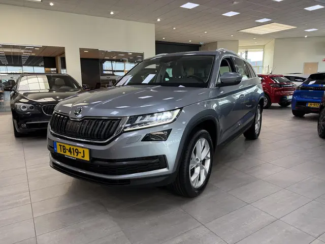 Skoda Kodiaq 1.4 TSI ACT Style Business Lederen bekleding - Navigatie - Achterruitrijcamera - Elektr...