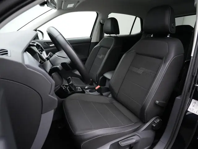 Volkswagen T-Cross 1.5 TSI 150 pk DSG Style | Trekhaak | Achteruitrijcamera | Navigatie | Adaptive C...