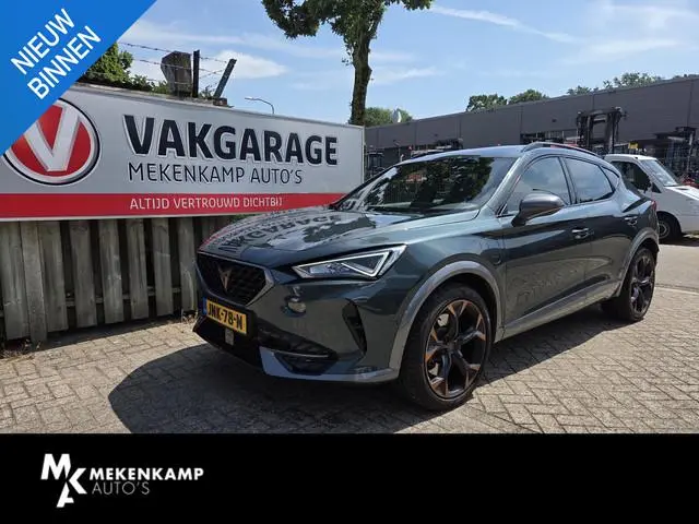 CUPRA Formentor 1.4 e-Hybrid VZ Performance 19"/Panoramadak/Virtual cockpit/Dodehoek/Lane Assist/Key...