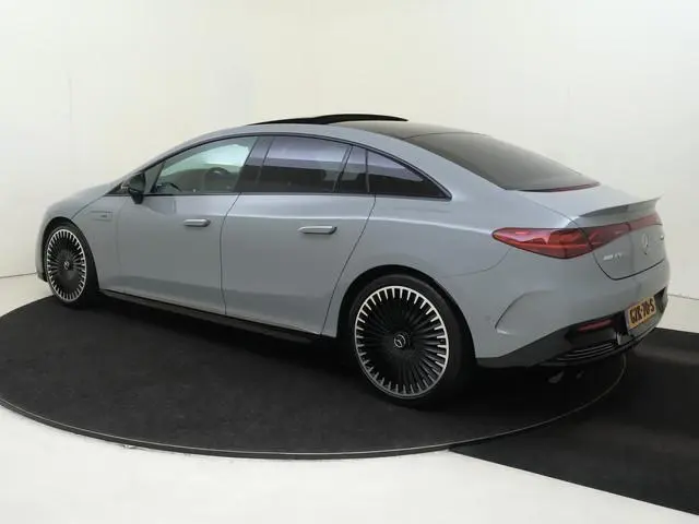 Mercedes-Benz EQE AMG 53 4MATIC+ 90 kWh / Panoramadak/ 21 inch/ HYPERSCREEN/ Burmester/ Carbon int.