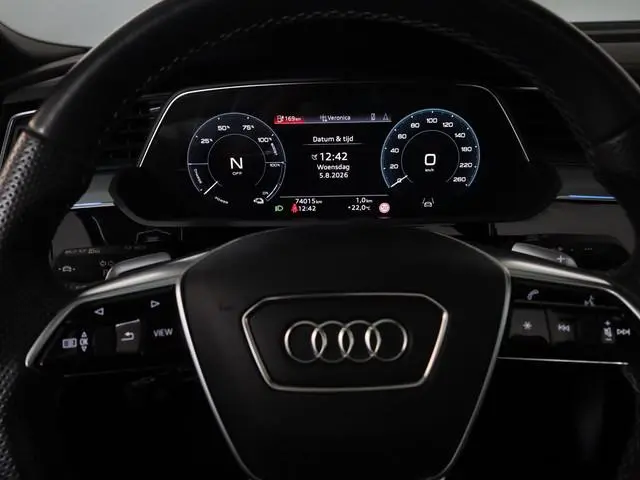 Audi Q8 e-tron