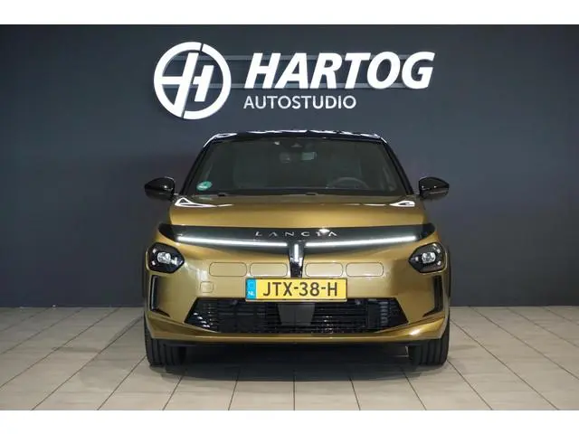 Lancia Ypsilon