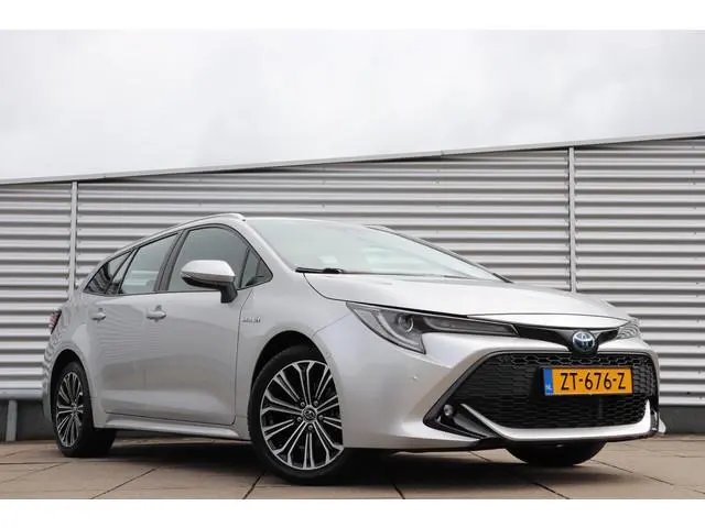 Toyota Corolla Touring Sports 1.8 Hybrid Style, HUD, LM Velgen, Climate control, Cruise control, Lan...