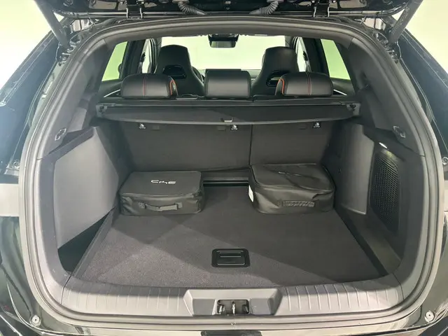 BYD SEAL U