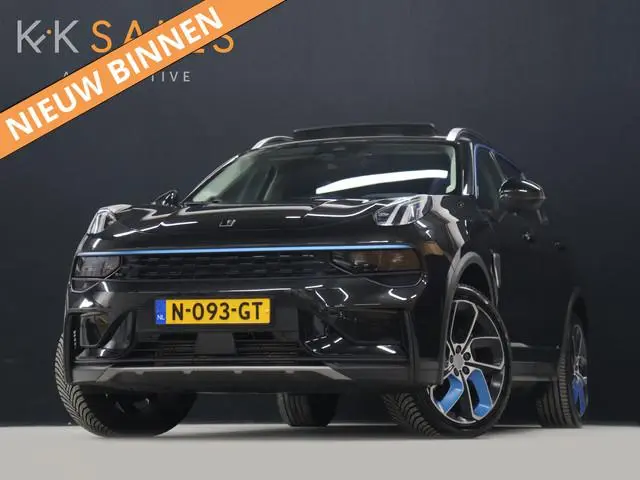 Lynk & Co 01 1.5 [SCHUIFKANTELDAK, TREKHAAK, APPLE CARPLAY, ANDROID, ADAPTIVE CRUISE CONTROL, STOELV...
