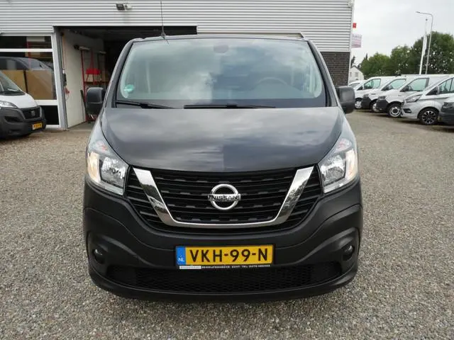 Nissan NV300