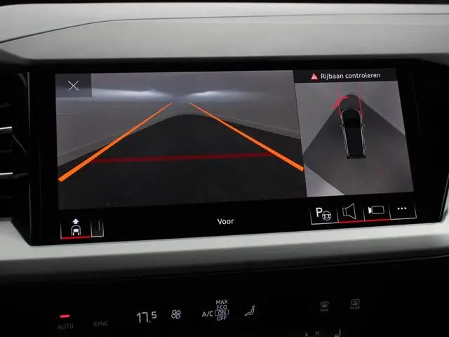 Audi Q4 e-tron 45 Advanced edition 82 kWh Climate control Adaptieve cruise control Parkeersensoren K...