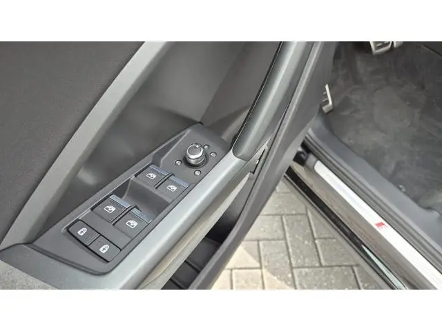 Audi Q3 45 TFSI e S-line |ACC|Trekhaak|Carplay|
