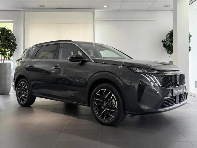 Peugeot e-3008