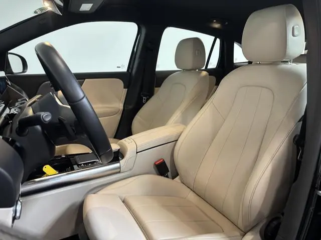 Mercedes-Benz GLA-klasse 200 Automaat Progressive Navigatie Climate Control Camera Parkeer sensoren...