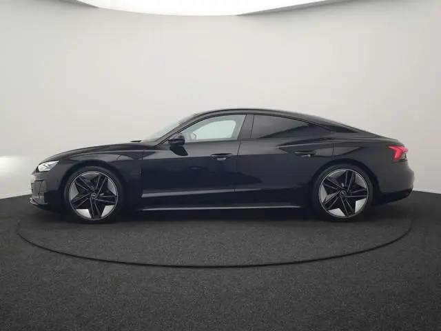 Audi e-tron GT 93 kWh 476pk Dealer O.H | Panodak | Head Up | Adaptive Cruise | Bang & Olufsen | 360...