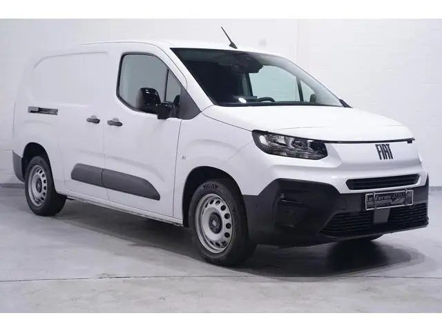 Fiat Doblo 1.5D 100 pk L2 Navi, Camera, BPM vrij, PDC V+A Laadruimte Pakket, Apple Carplay, 3-Zits