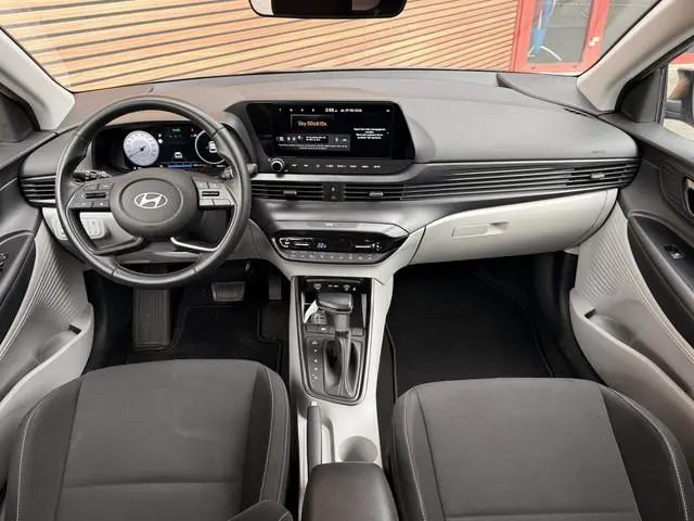 Hyundai i20 1.0 T-GDI Premium Camera / 17 "lm velg / Cruise / Carplay