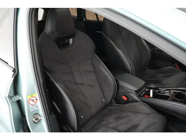 Skoda Enyaq iV 80 204pk Sportline SOH 90% Panoramadak Keyless Memory Stoelverwarming Navigatie