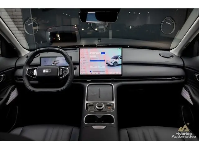Geely Starray EM-i 1.5 Max+ | Massage | 360 CAM | Pano | Memory |
