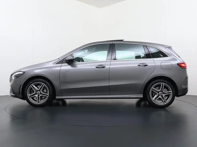 Mercedes-Benz B-Klasse 250 e Business Solution AMG | Panorama - Schuifdak | Multibeam Led | DAB+ Rad...