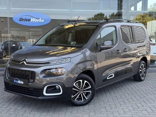 Citroën Berlingo XL 1.2 PureTech Shine 7p. | 7-zits | HUD | LED | NAVI |  Interesse, Proefrit? Bel o...