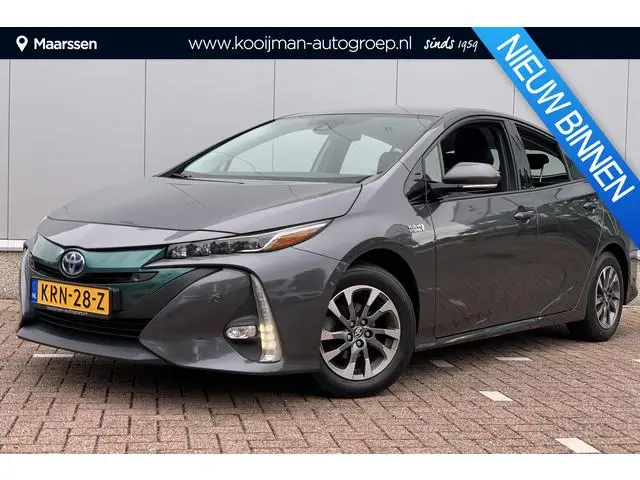 Toyota Prius 1.8 Plug-in Business Plus / Head-Up Display / Stoelverwarming /