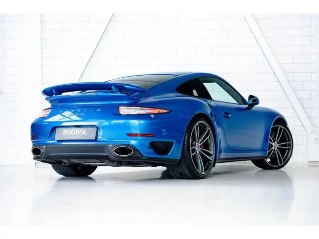 Porsche 911 Turbo | Techart | Akrapovic | Carbon |