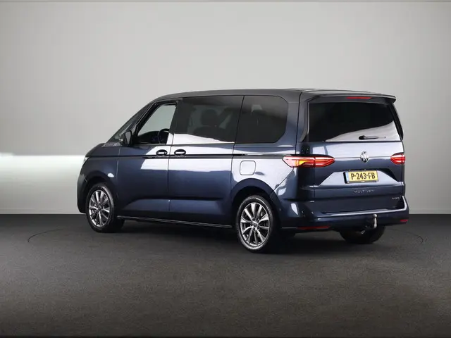 Volkswagen Multivan 1.4 eHybrid L1H1 Energetic | 7 Zits | Navigatie | Achterklep elektrisch | Parkee...