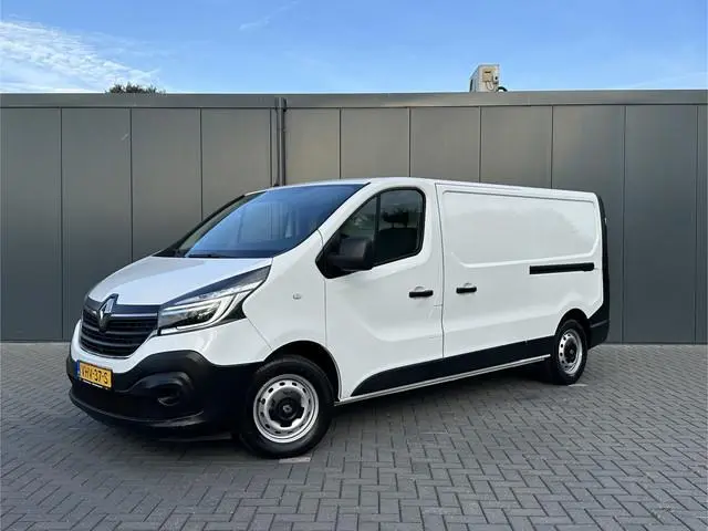 Renault Trafic 2.0 dCi 120 PK / L2H1 / 1e EIG. / DUBBELE SCHUIFDEUREN / TREKHAAK / LED KOPLAMPEN / A...