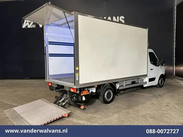 Renault Master 2.3 dCi 146pk Bakwagen 222cm Hoog Laadklep Euro6 Airco | Navigatie | Camera | LED | C...