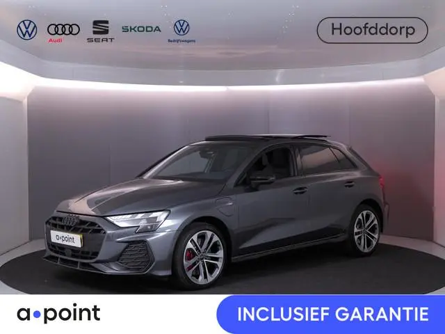 Audi A3 Sportback 45 TFSI e S edition Competition 272 pk S-tronic | Verlengde garantie | Navigatie |...