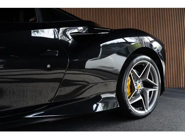 Ferrari F8 Tributo