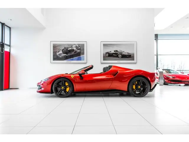 Ferrari 296