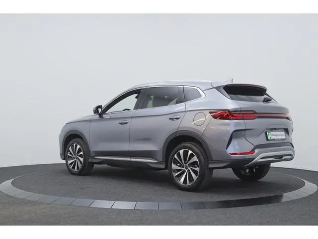 BYD SEAL U