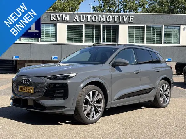 Audi Q6 e-tron Launch edition 83 kWh BOMVOL! | ELEK. TREKHAAK | STOEL VERWARMING VOOR EN ACHTER | KE...