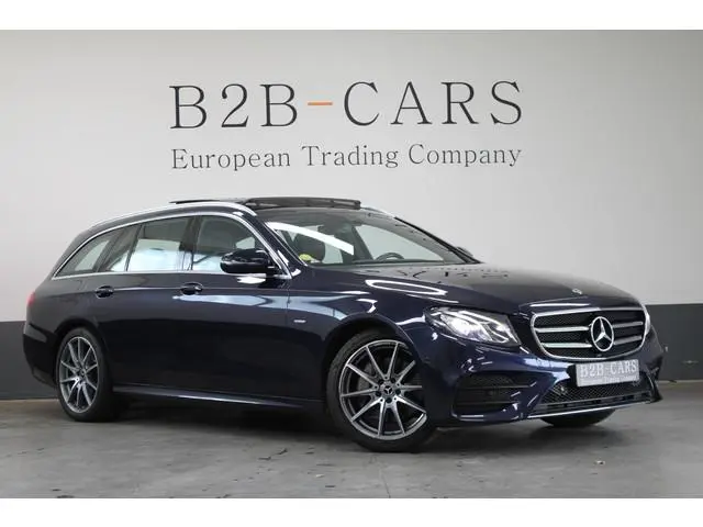 Mercedes-Benz E-klasse Estate 220 d | AMG | Panorama | Widescreen | Leder