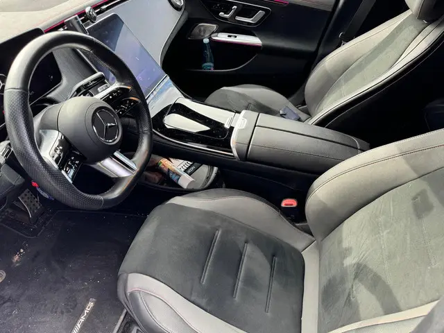 Mercedes-Benz EQE 350 4Matic AMG Line 89 kWh Panoramadak, Distronic, Nightpakket, KeylGo Wordt verwa...