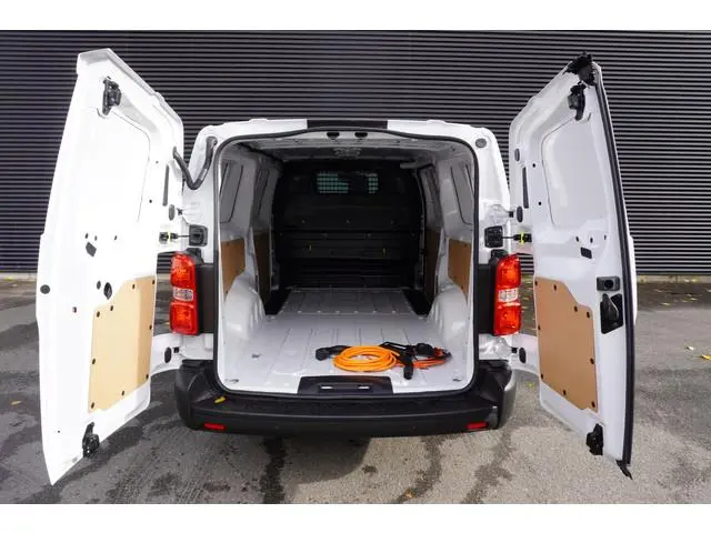 Toyota pro-ace