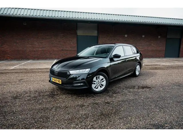 Skoda Octavia Combi 1.0 e-TSI Business Edition | CLIMA | SUNSET | STOEL & STUURWIEL VERWARMING