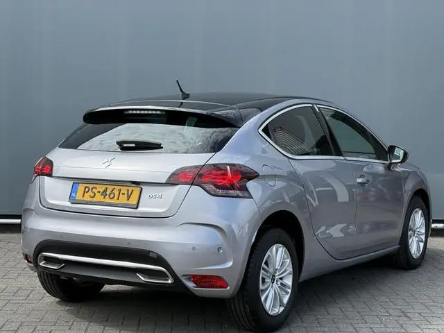 DS 4 BWJ 2017 1.2 131 PK Chic | CLIMA | CRUISE | NAVI | CAMERA | APPLE CARP. | LEDER-ALCANTARA | PRI...