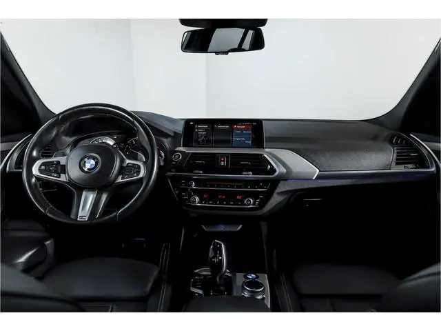 BMW X3 xDrive20i 184 PK High Executive Org. NL | M-Sport | Afn. Trekhaak | All season | Cruise | Sto...