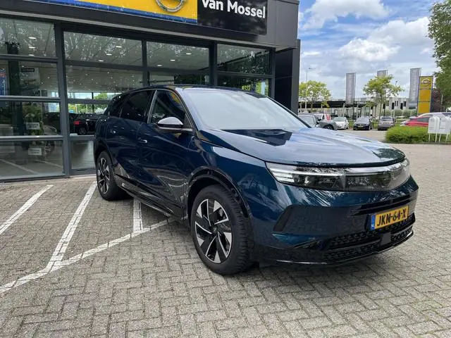 Opel Grandland 1.6 Turbo Plug-in-Hybrid Business Edition | 360 CAMERA | HEAD-UP DISPLAY | Luxe leder...