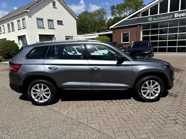 ŠKODA Kodiaq 1.5 TSI Limited Edition Navi, Camera, App Connect, Sfeerverlichting