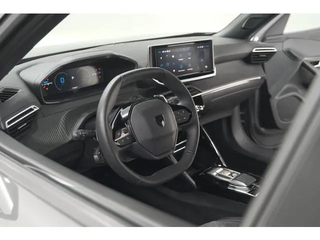 Peugeot 2008 Hybrid 136 e-DCS6 Allure | Navigatie | Parkeersensoren Voor + Achter | Apple Carplay