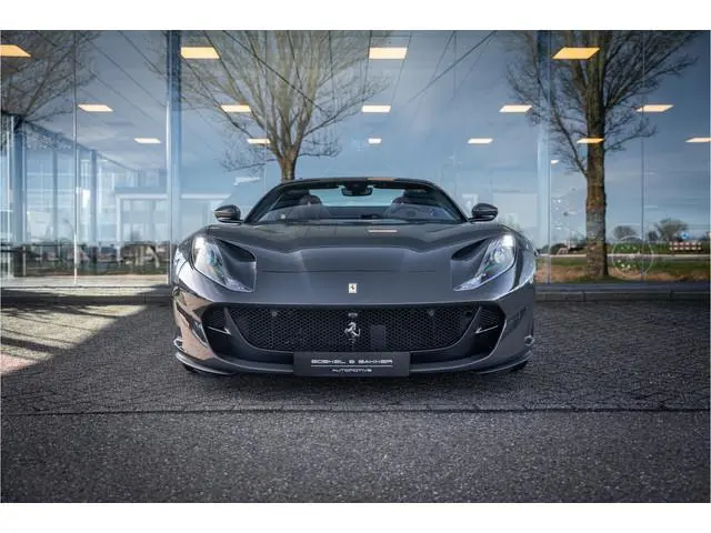 Ferrari 812 GTS