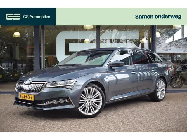 Skoda Superb Combi 1.4 TSI PHEV Sportline Business