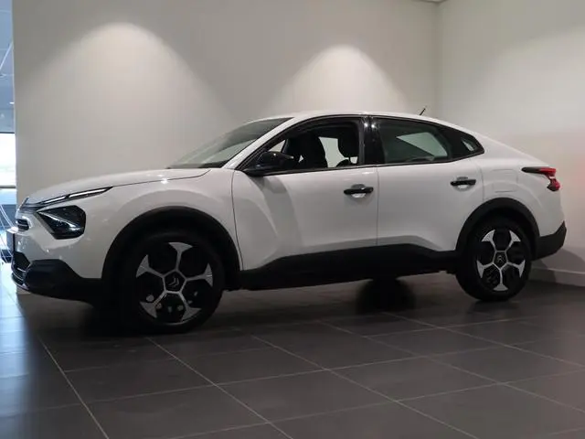 Citroën C4 X